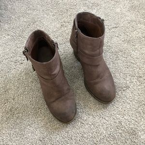 Madden girl, dark grey bootie